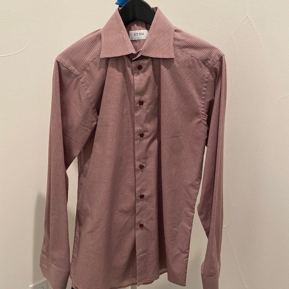 Eton Slim Fit Dress shirt, size 15.5,worn a handful of times always dry cleaned.